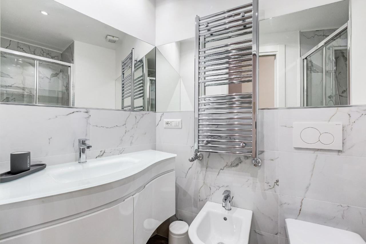 Apt In The Heart Of The City Rome Bagian luar foto