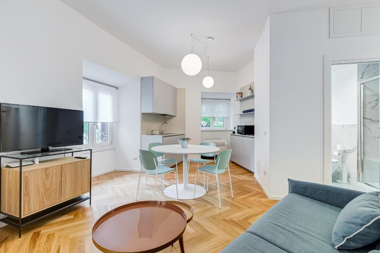 Apt In The Heart Of The City Rome Bagian luar foto